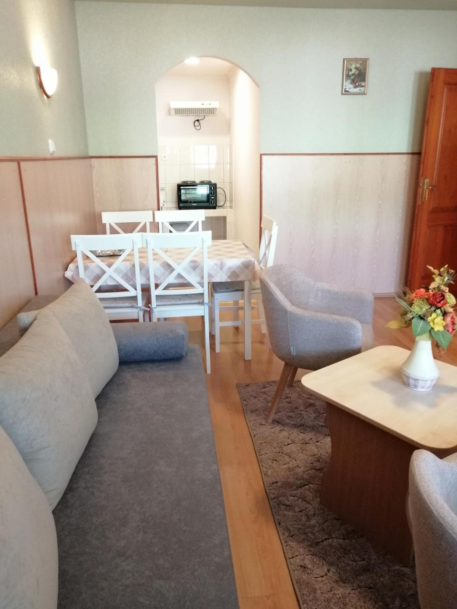 Hoforras Hotel Gyula Buitenkant foto